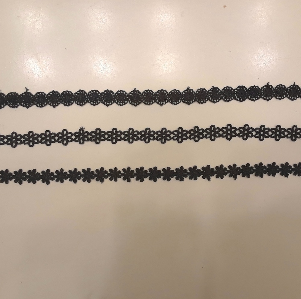 ♡3 CHOKERS♡